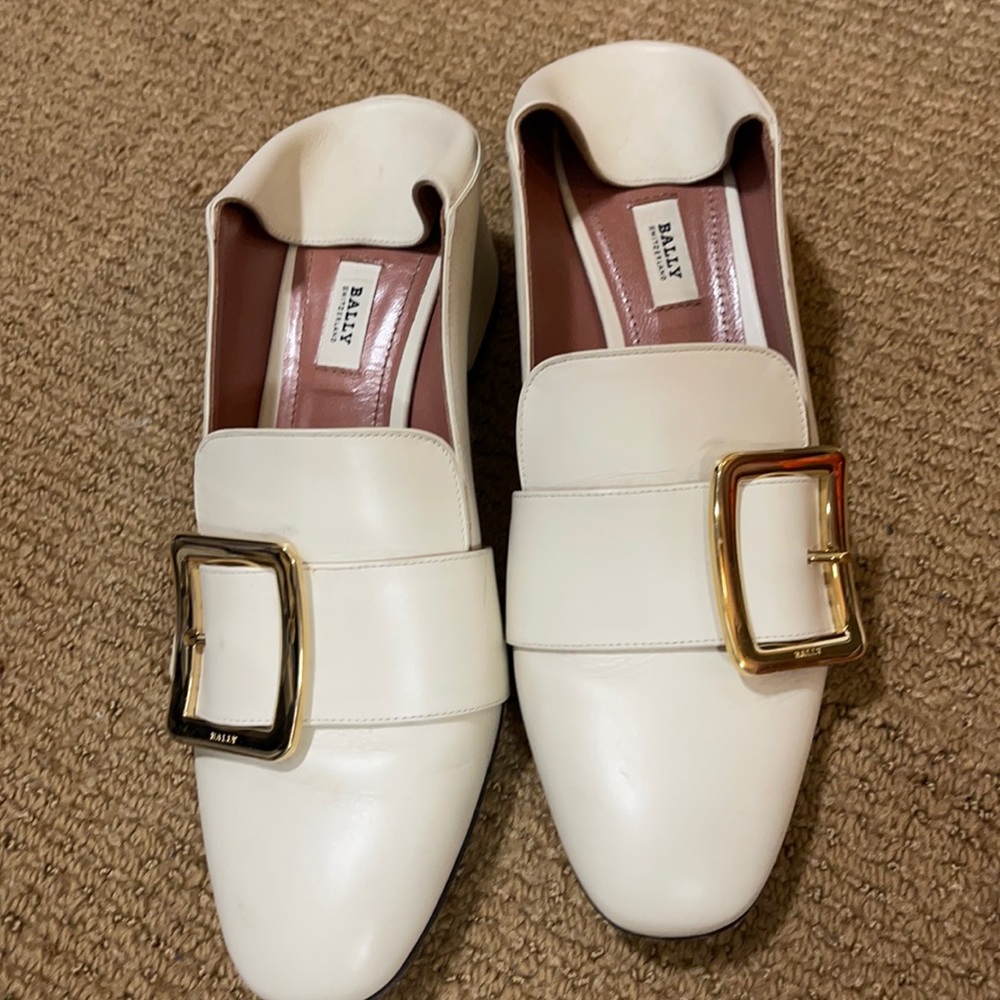 Bally Switzerland Janelle heels sz 40 - Bone Color